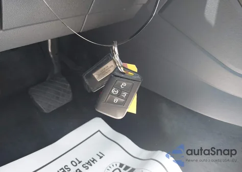 2022 Volkswagen Taos 1.5T Sel from USA, damaged, VIN 3VV2X7B2XNM033945